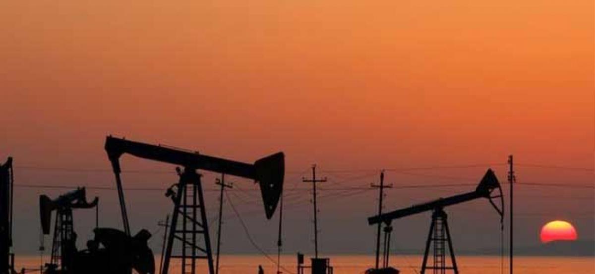 Oil prices continue slide; WTI nearing six-month low as supply glut weighs