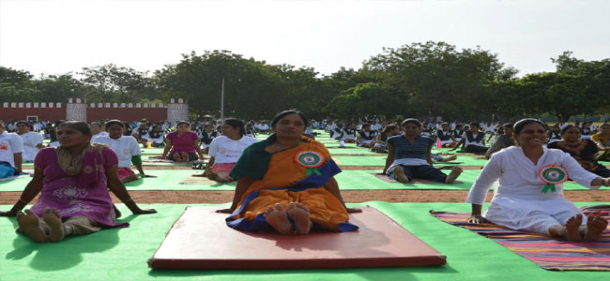 Yoga relieves mental stress, says Minister