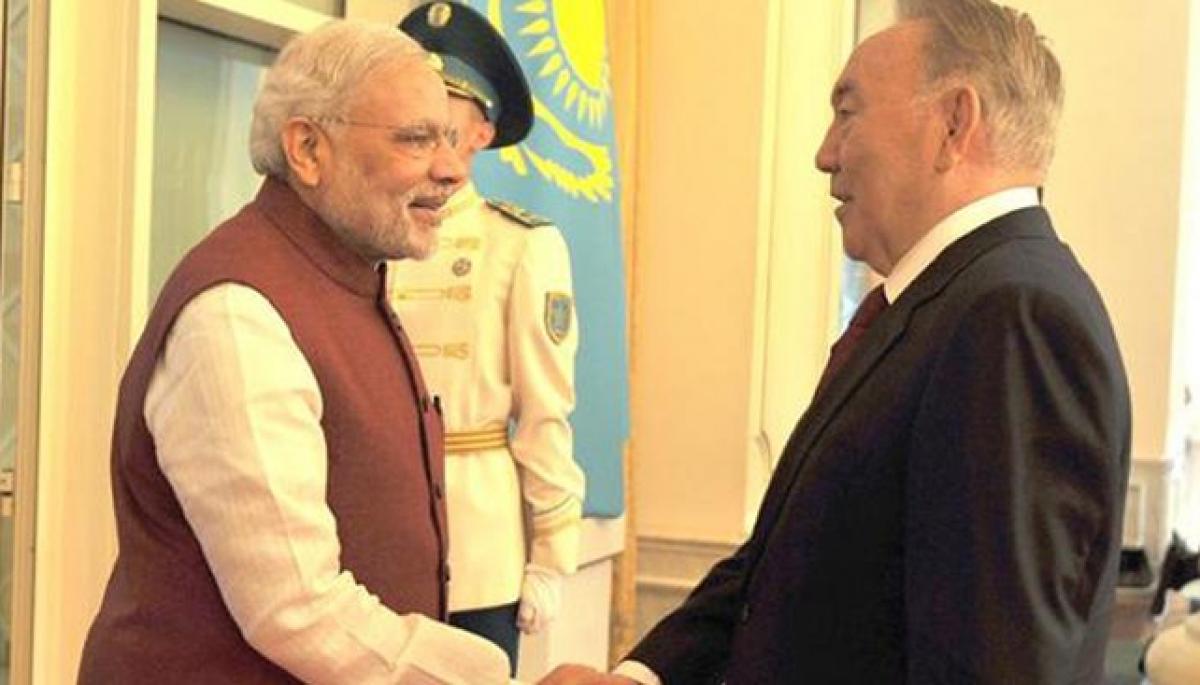 Modi gifts books to Kazakhstan president