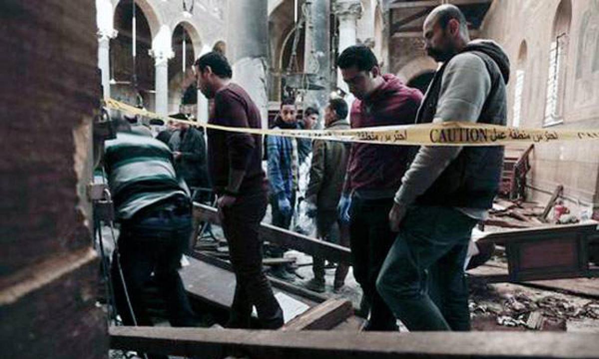 Suicide bombing at Cairo cathedral killed at least 25, Islamic State claims responsibility