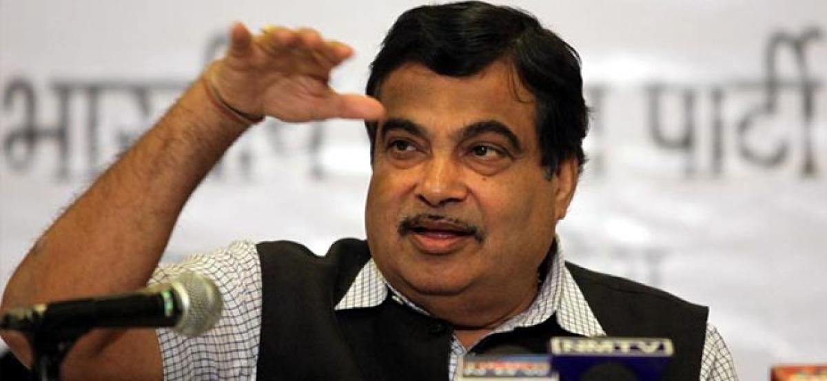 30 pc of driving licences are bogus: Gadkari