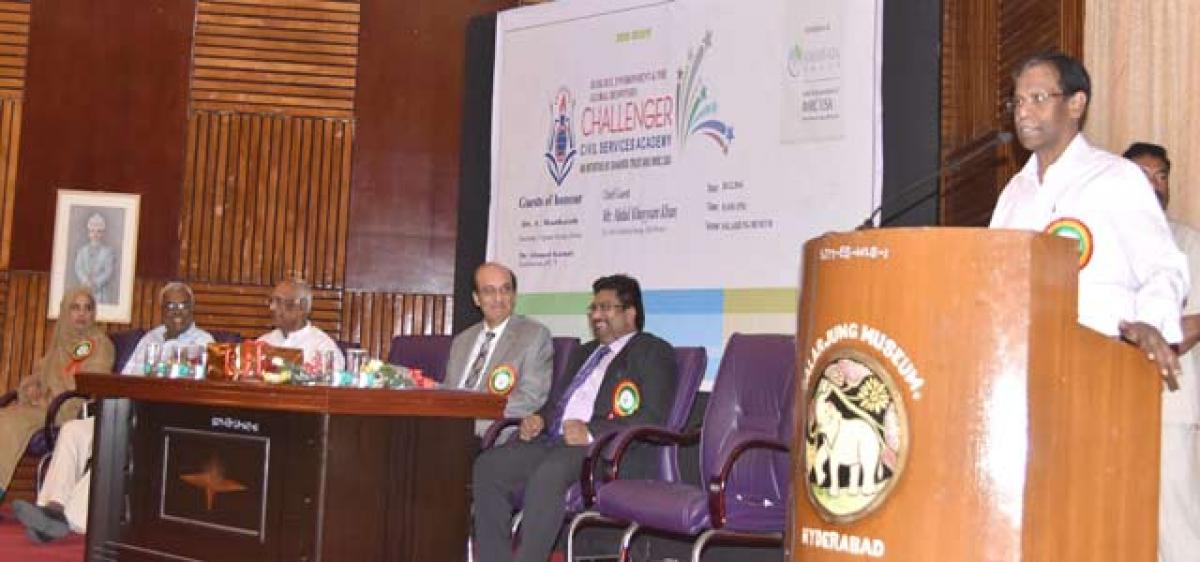 Apply knowledge, Civils aspirants exhorted