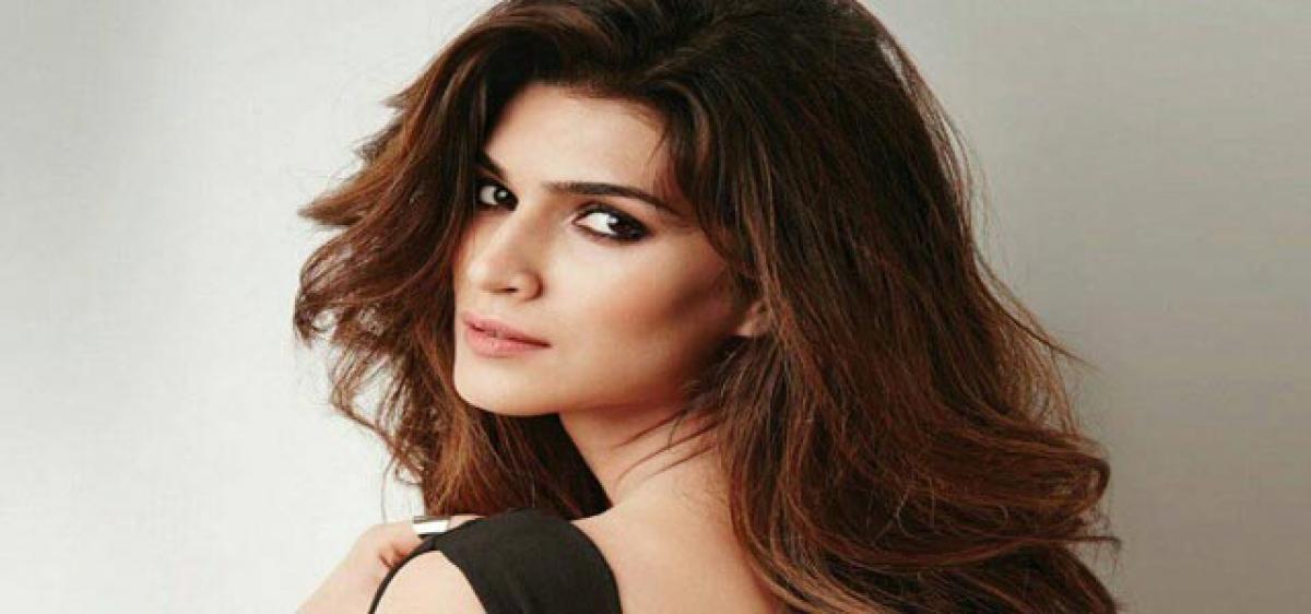 Felt stronger doing  action sequences:  Kriti Sanon