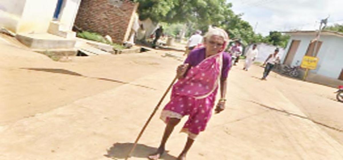 Fluoride-hit villagers pin hopes on Mission Bhagiratha