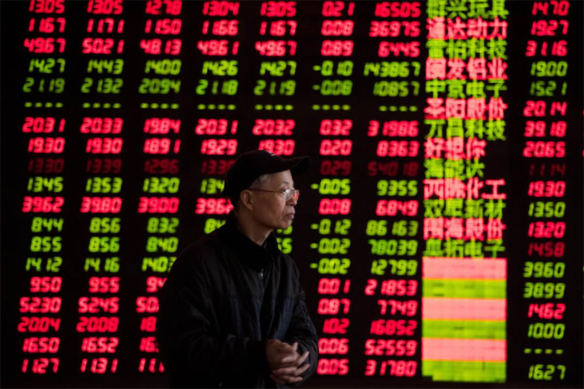 Chinese shares open on a mixed note
