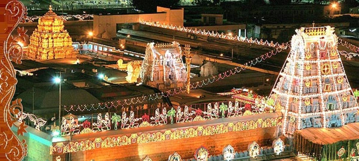 Consecutive holidays see heavy rush in Tirumala