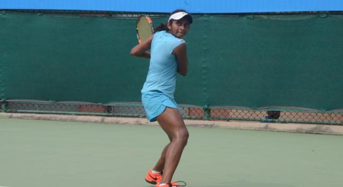 Pranjala, Dedeepya in semifinals