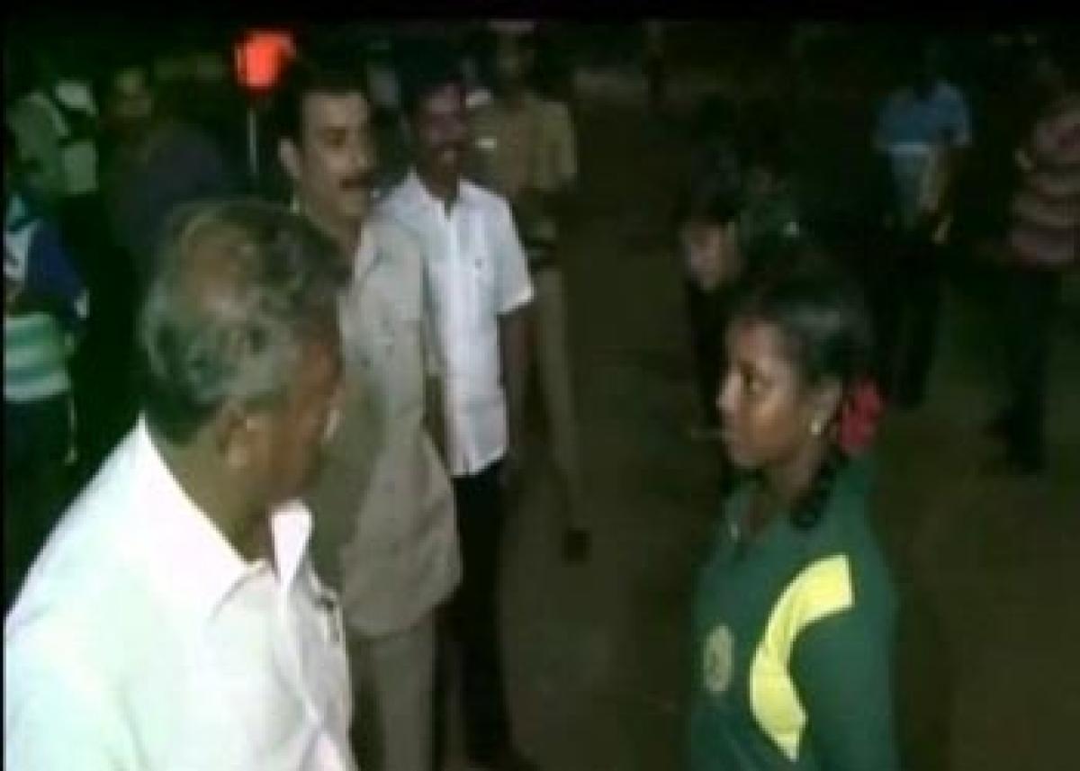 TN Sports Minister humiliates athletes, says no medals, no food