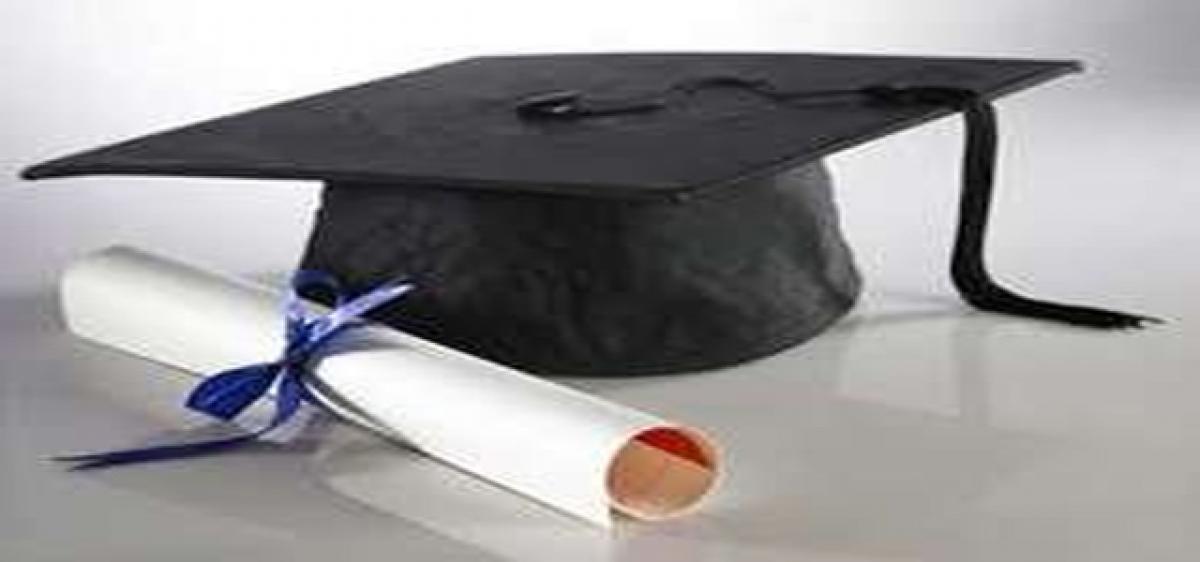 VJIM holds convocation for PG Diploma graduates