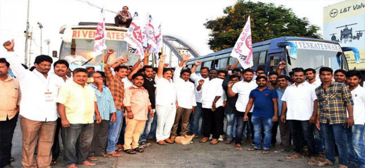 JSP cadres leave for Guntur meet