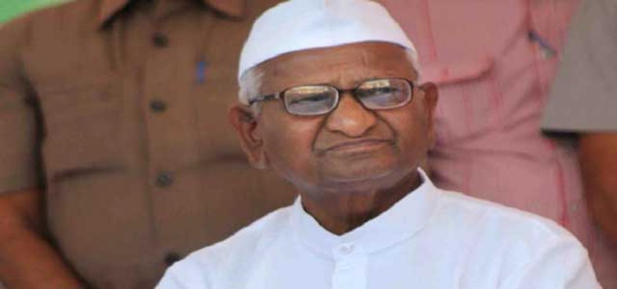 Hazare moves cops on 25K-cr co-operative sugar mill scam
