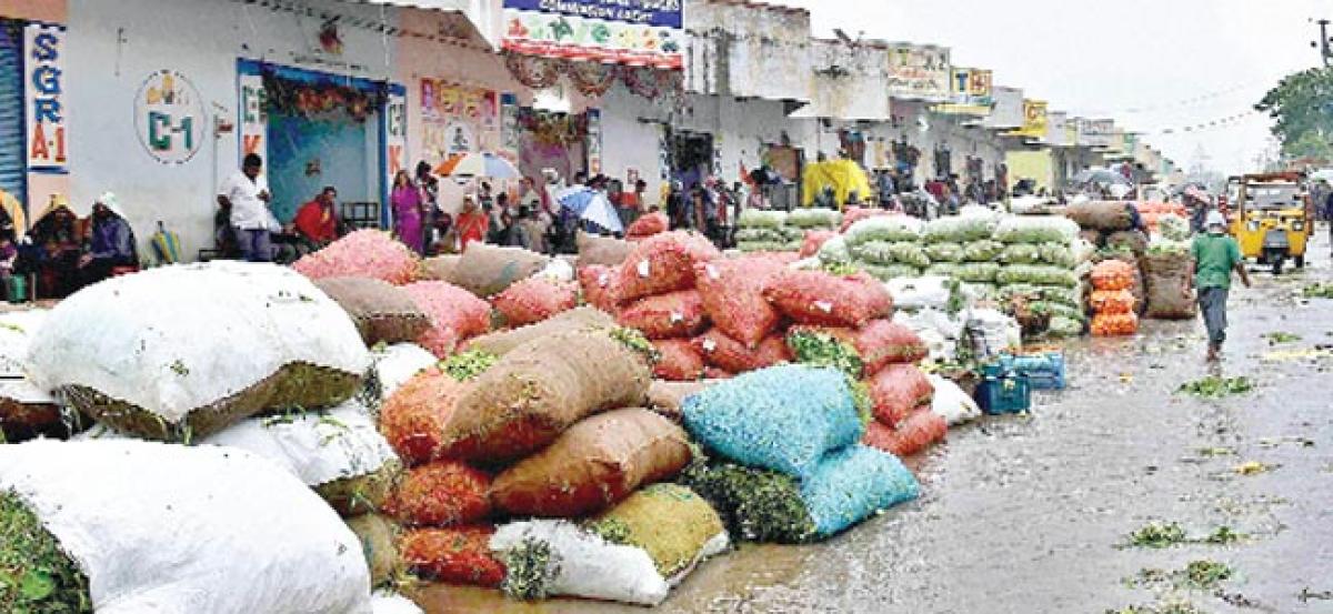 Dattatreya promises to help TS get Central aid