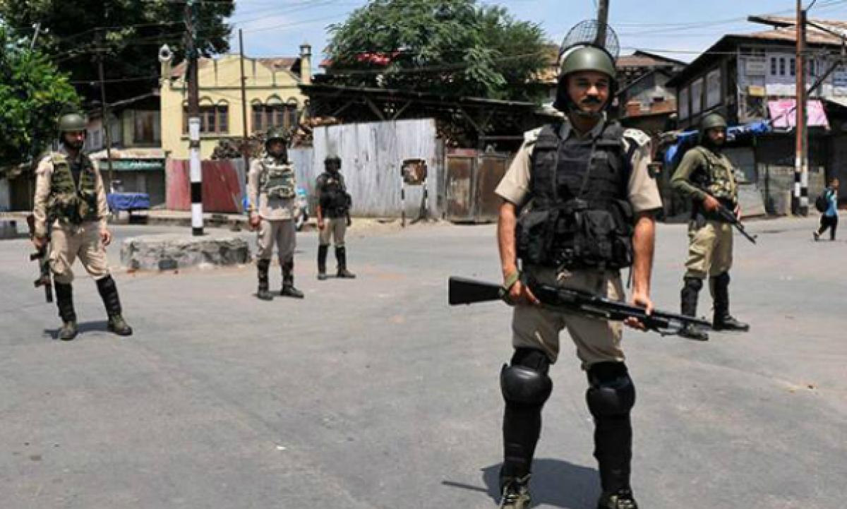 Kashmir police arrests LeT militant