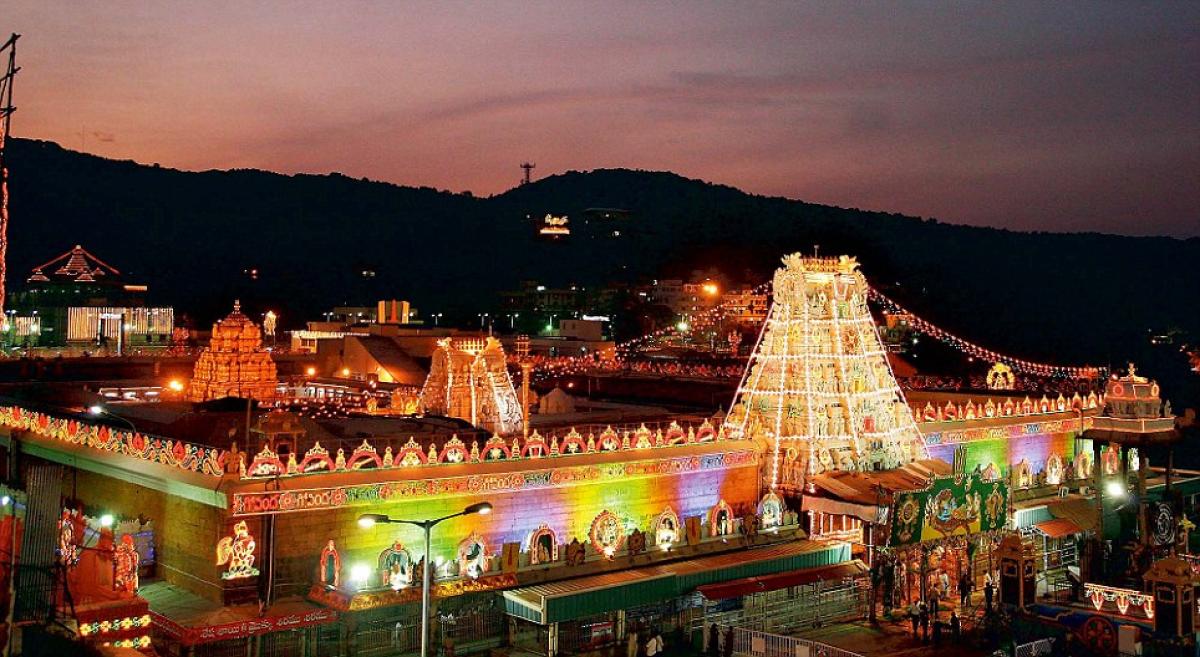 1000 pillars mandapam to be rebuilt at Tirumala