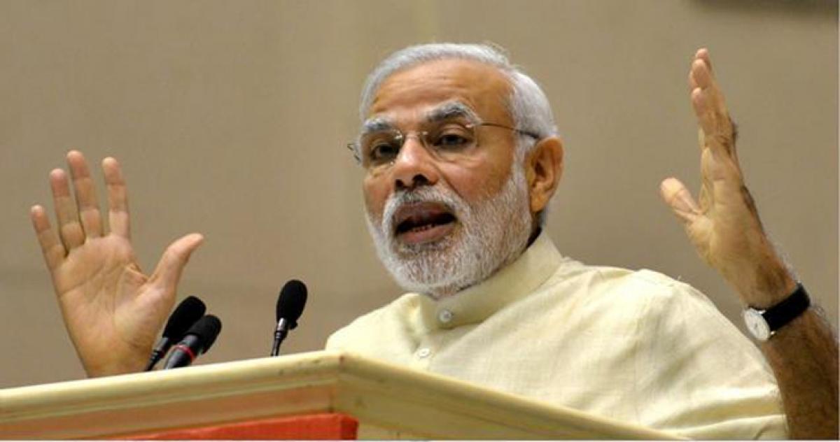 PM Modi asks students to develop clarity for becoming leaders