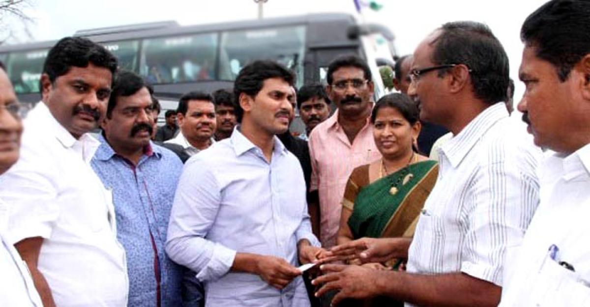 YSRCP to counter AP Governments forcible acquisition of lands in court