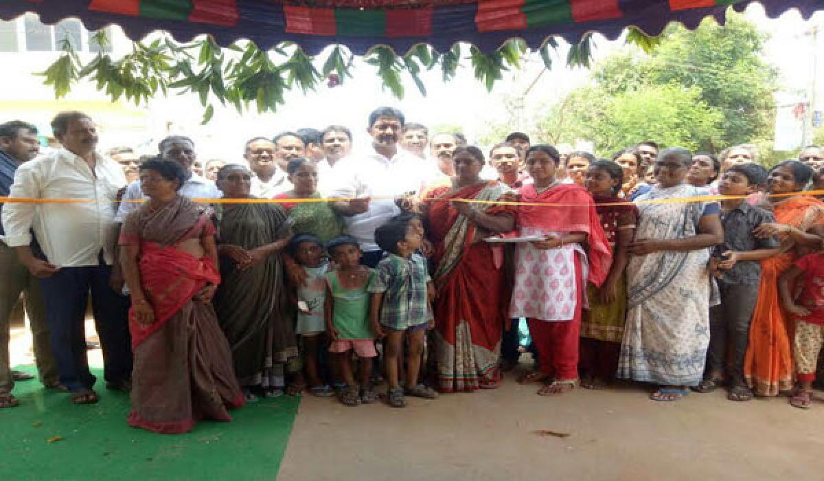 Gannavaram MLA inaugurates Collector Babu Road at Nunna village