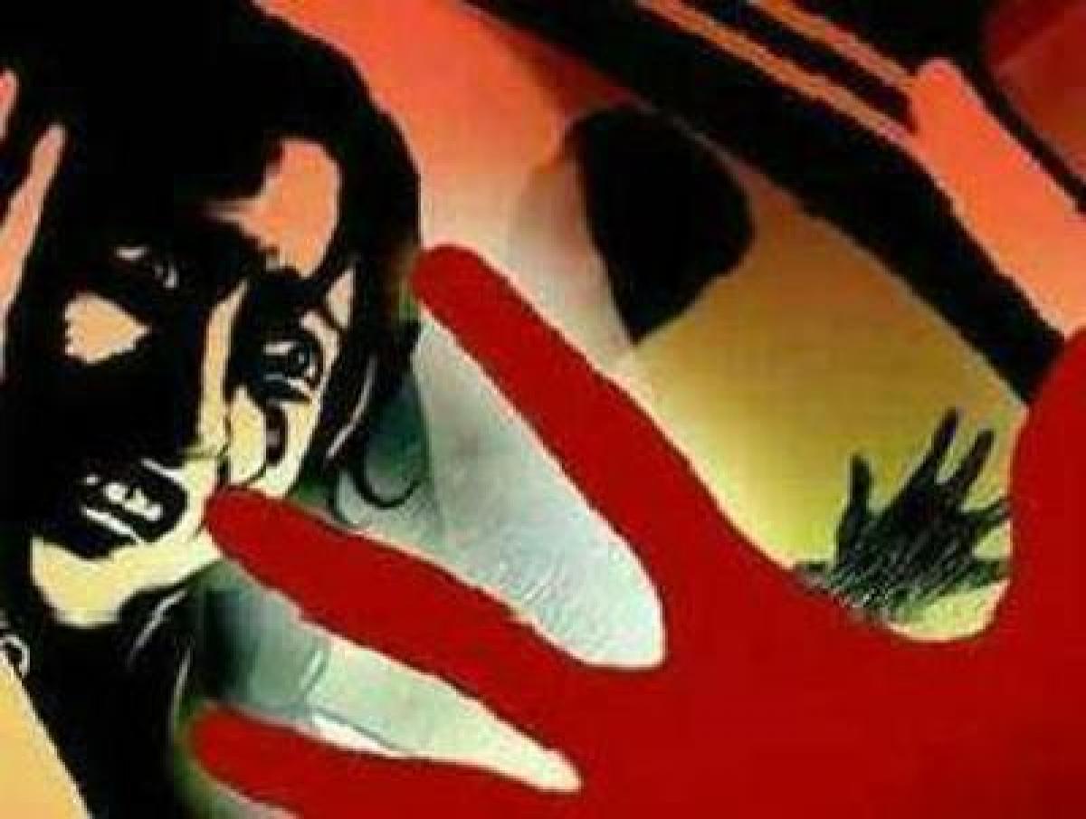 Girl abducted, gang raped in Rajahmundry