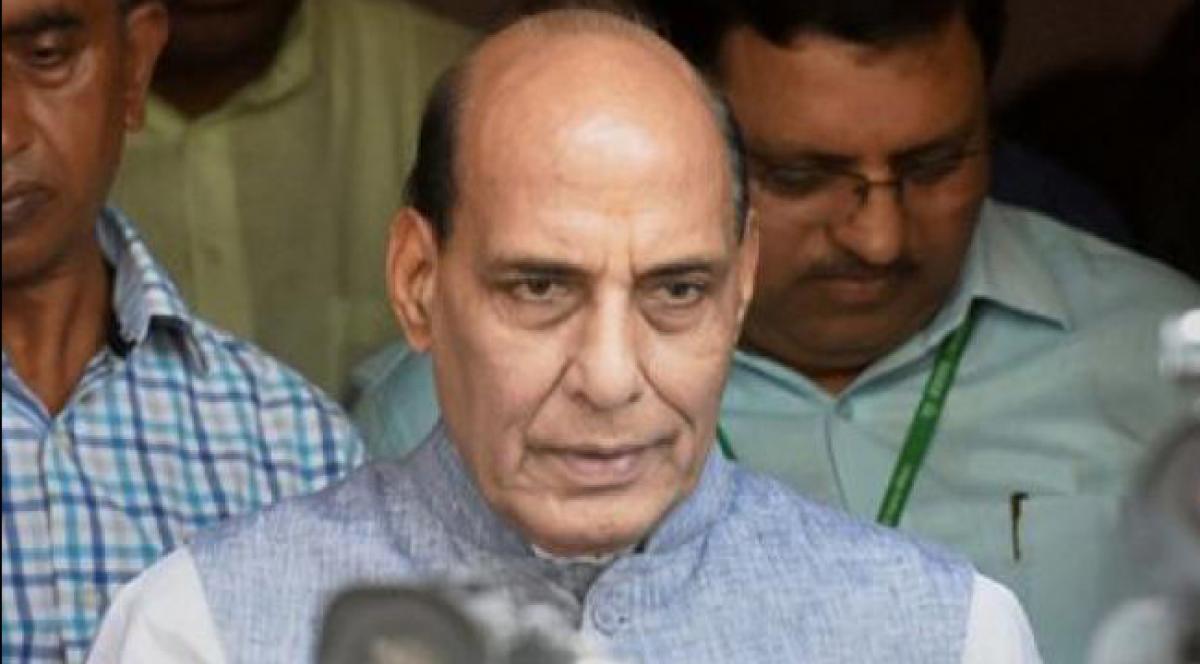 Rajnath Singh held meeting with NSG, CISF to review the situation on surgical strikes