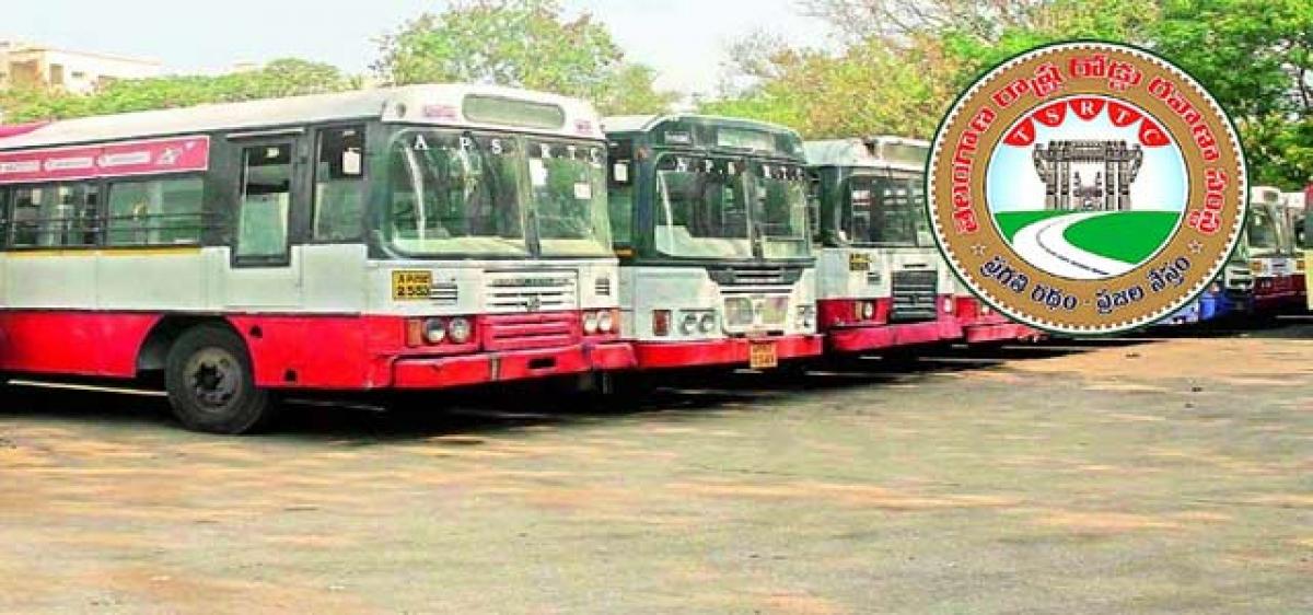 TSRTC to go cashless