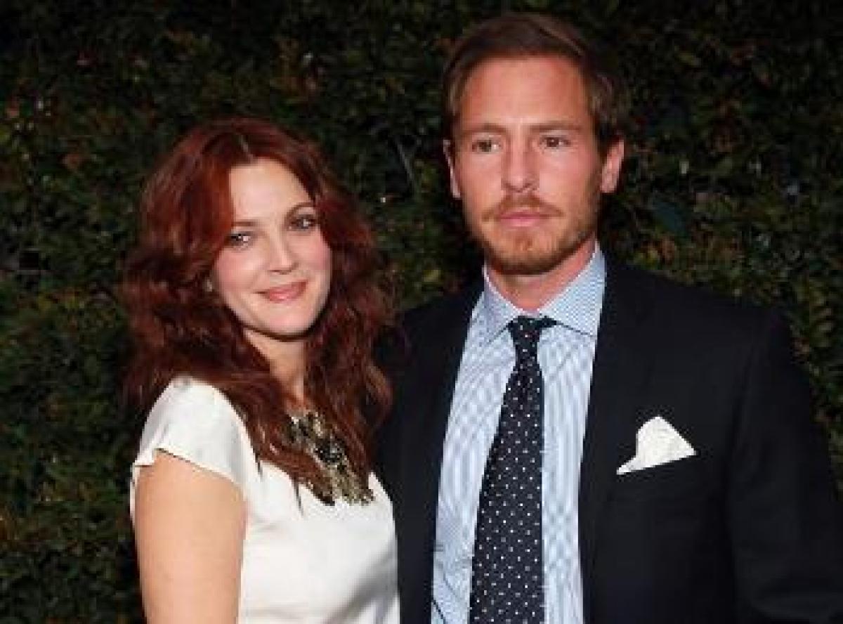 Its splitsville for Drew Barrymore and Will Kopelman