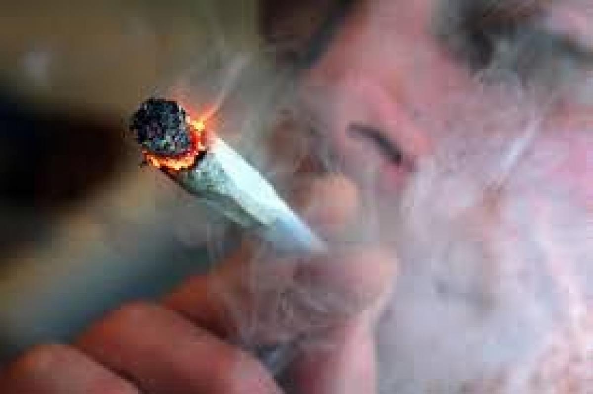 Smoking cannabis gives men more pain relief than women