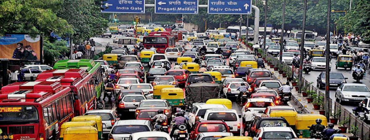 Delhi road engineering designs faulty, commuters worst nightmare