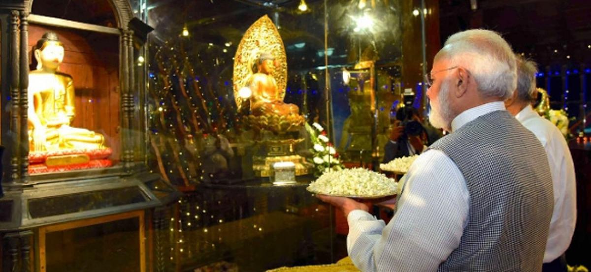 PM Modi reaches Sri Lanka, prays at one of countrys oldest Buddhist temple