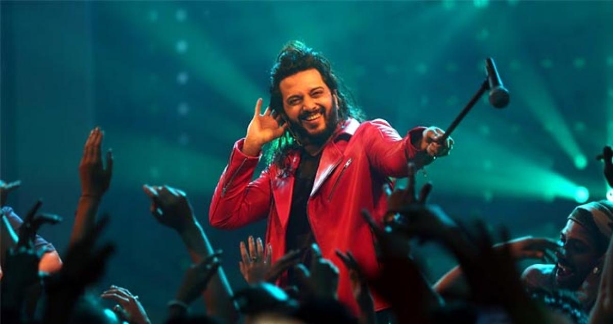 Riteish Deshmukh turns lyricist for Banjo!