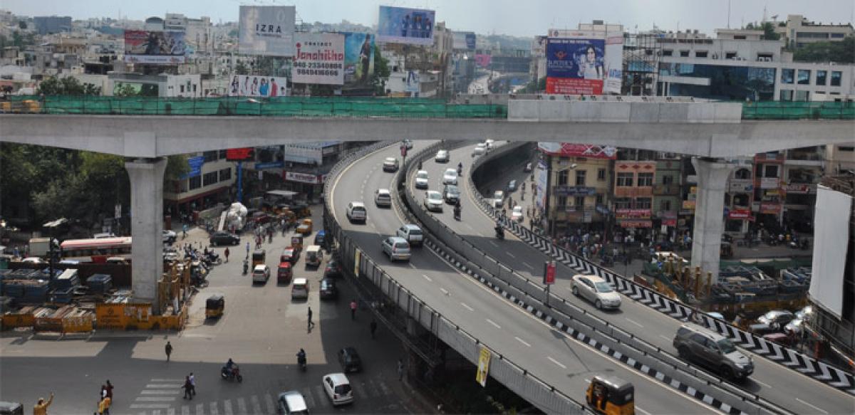 Metro Viaduct over Punjagutta flyover accomplished