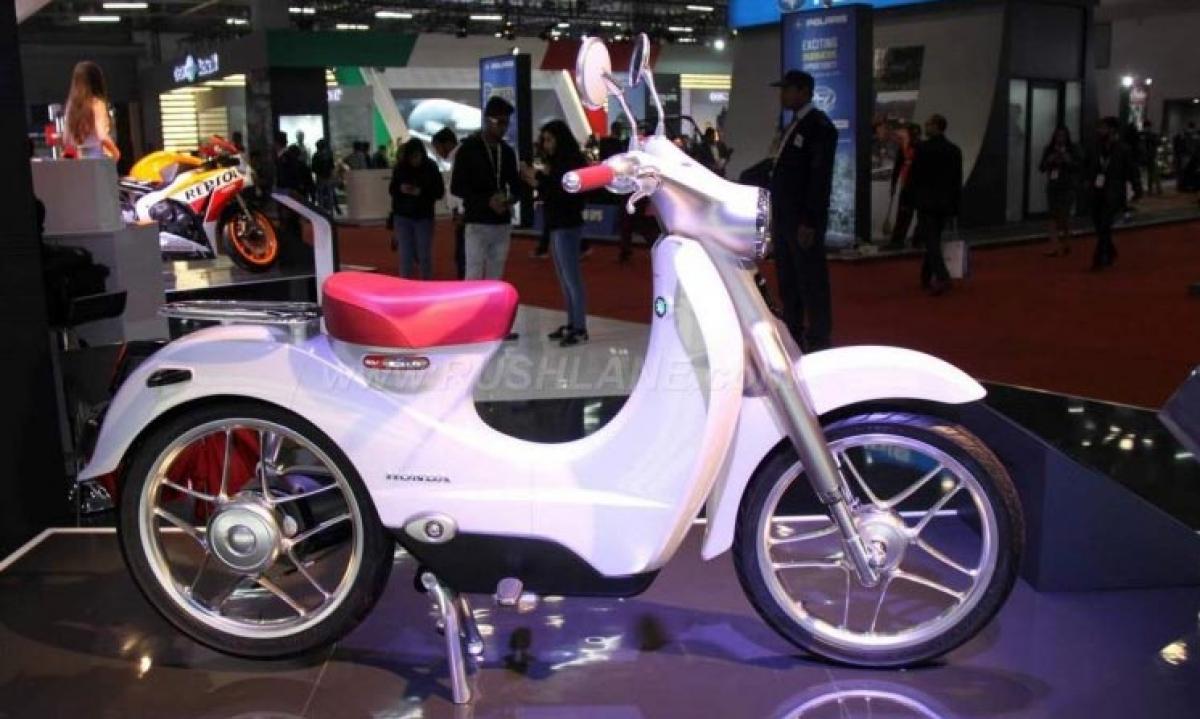 Auto Expo 2016 Honda EV Cub and Honda Neowing features
