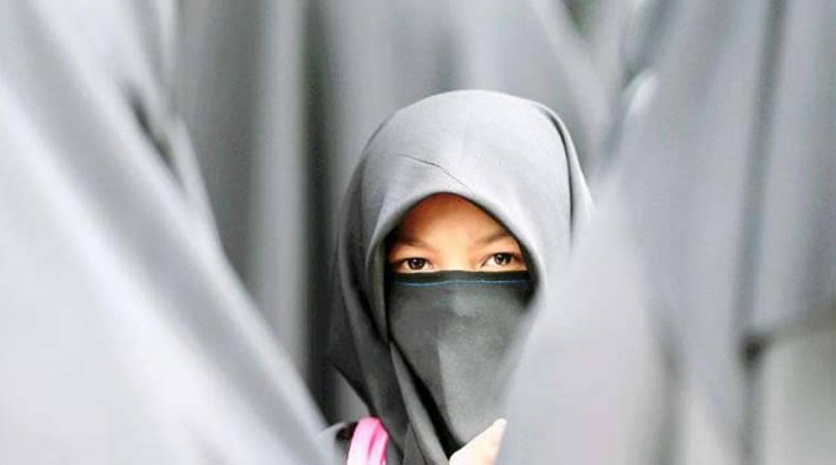 US teacher rips off 8-year-old girls hijab, fired