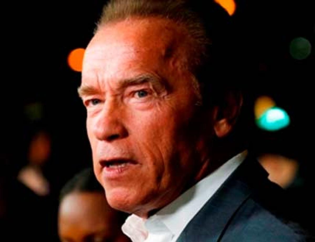 Reddit fills gap between Arnie and dying fan