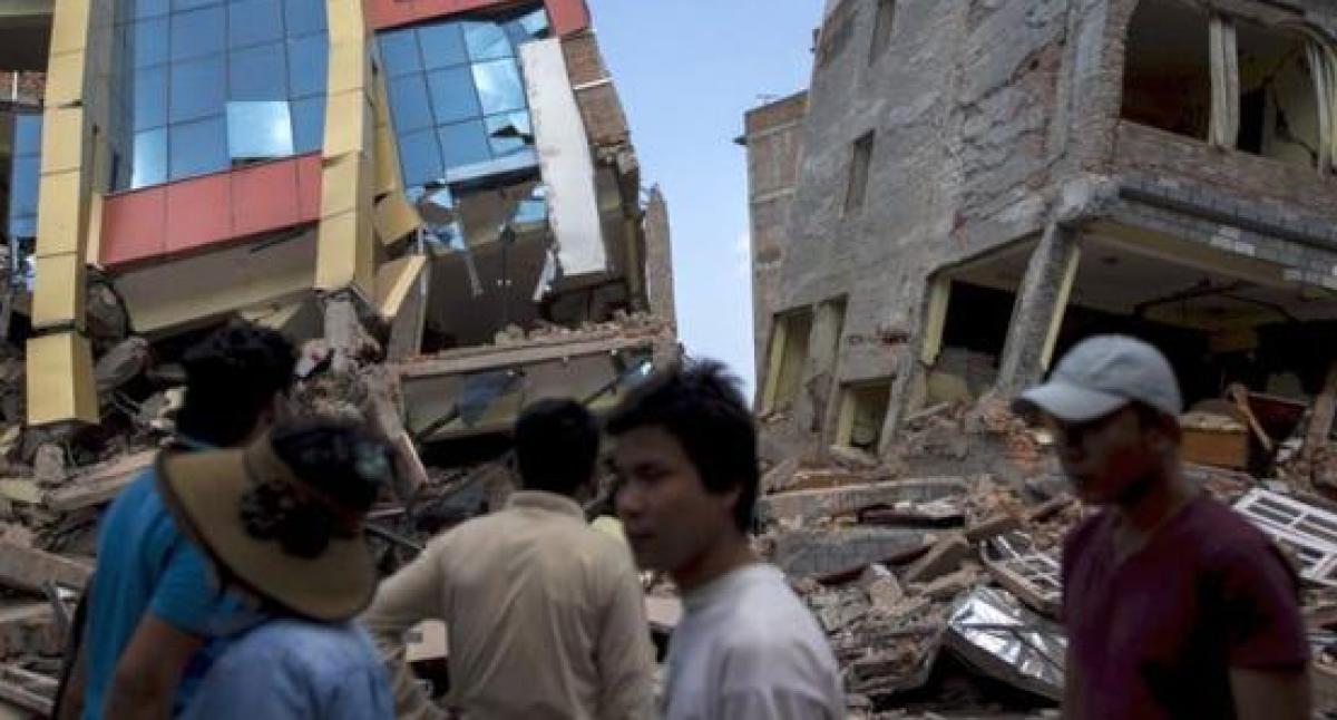 Quake jolts Nepal