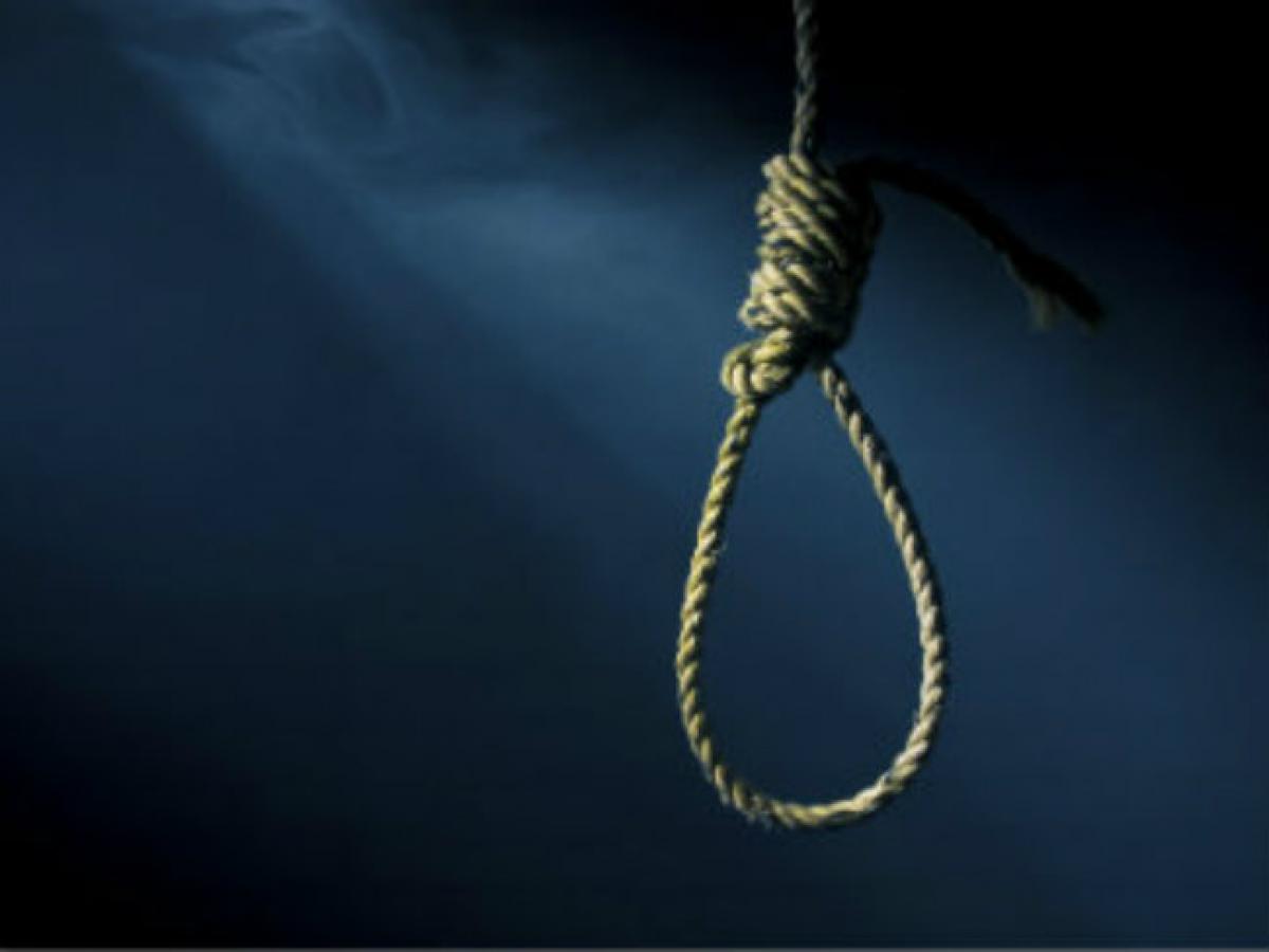 AP student commits suicide over marks