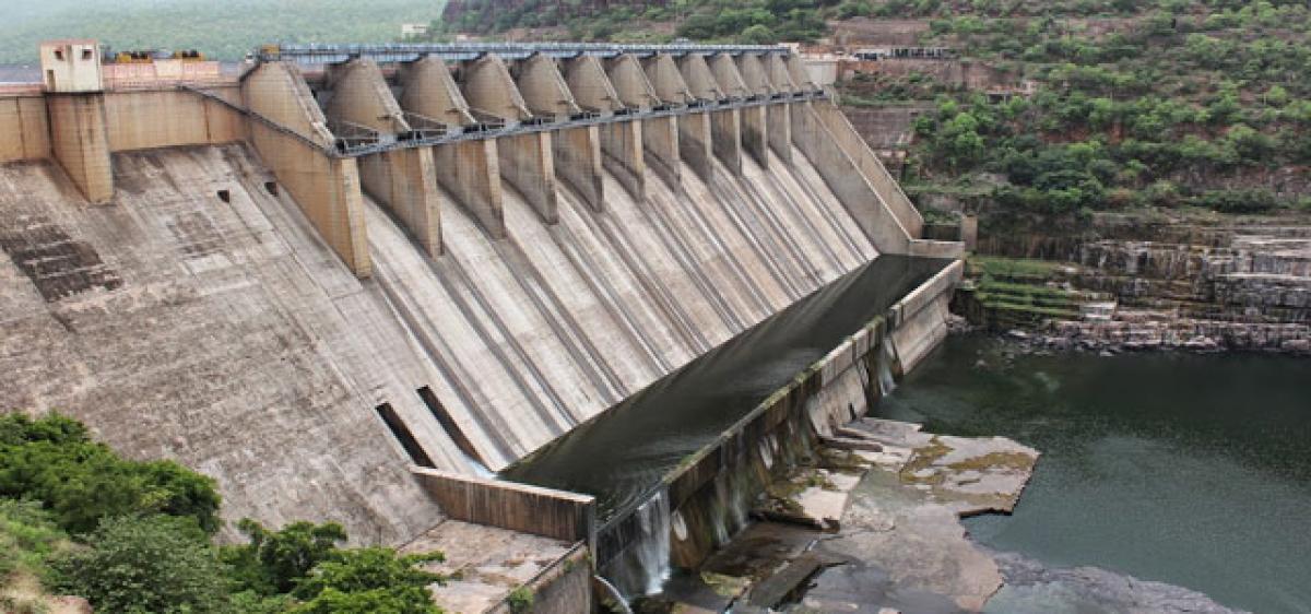 Telangana, AP at war on water sharing