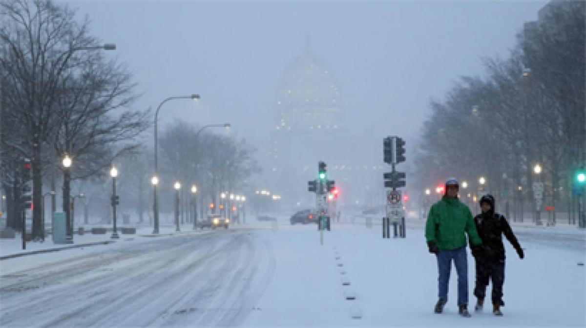 Travel ban in New York City, suburbs as storm takes aim