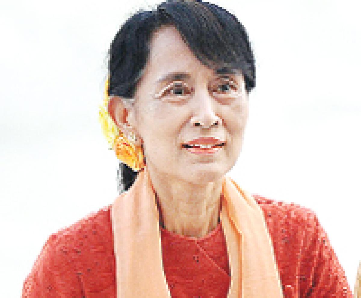 Suu Kyi warns instability could delay polls