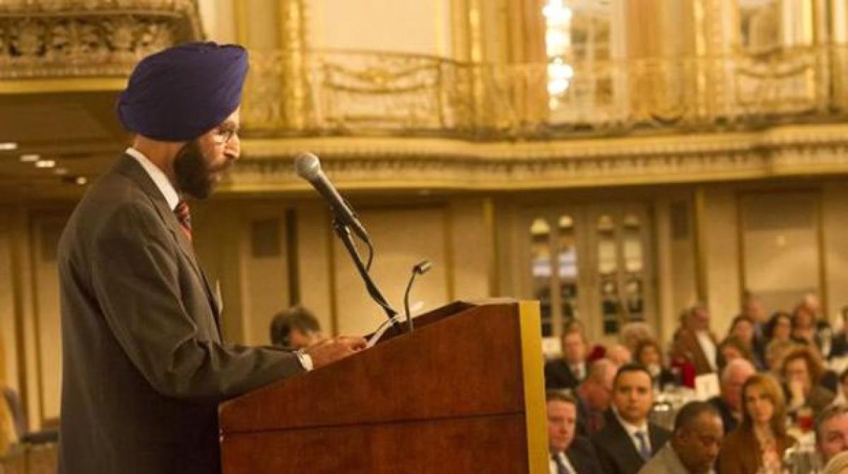 Chicago leadership prayer breakfast begins with Sikh prayer