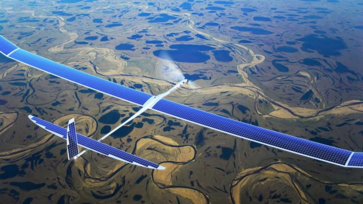 Facebooks solar-powered drone to beam internet from the sky