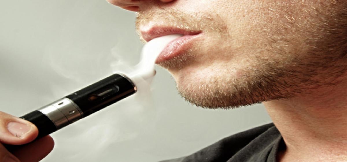 Seeing others vape may boost desire to smoke 