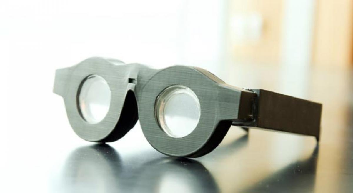 Flexible liquid lenses that adjust to need of the wearer