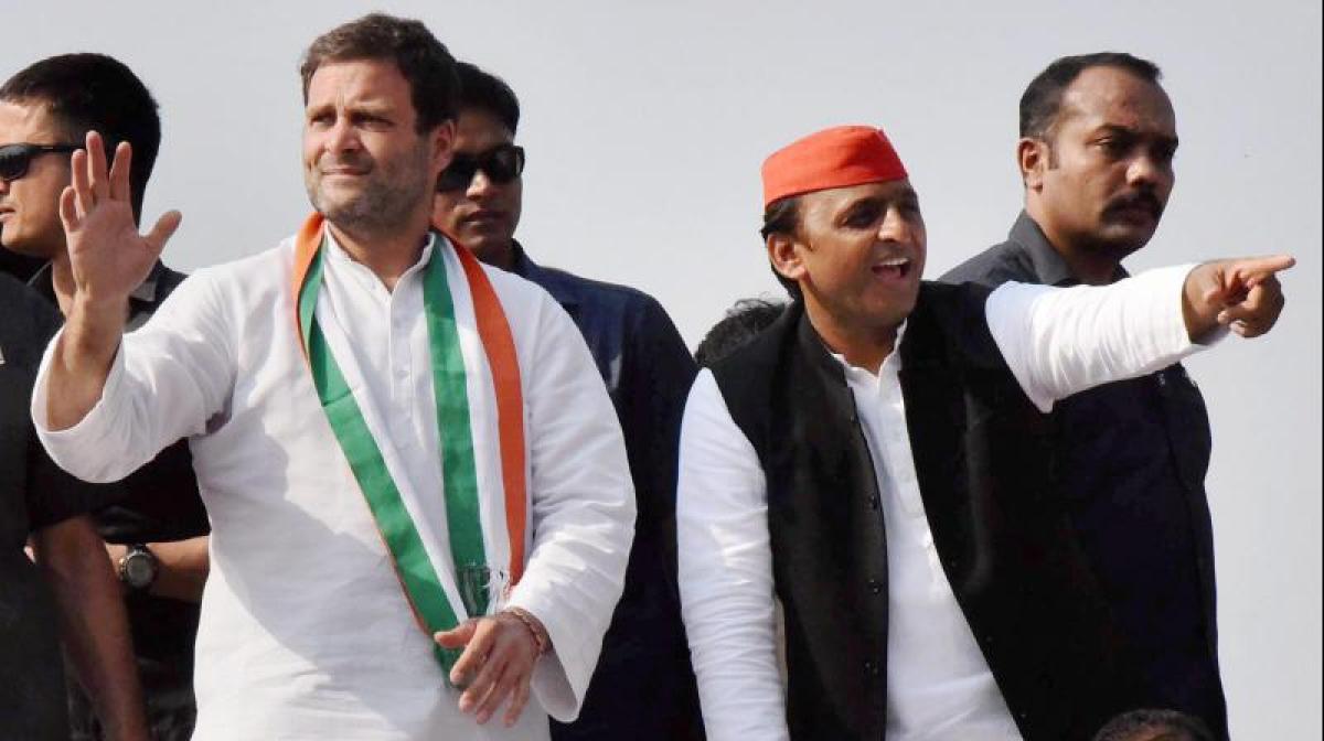 UP polls: Volunteers fan out across Varanasi for SP-Cong alliance