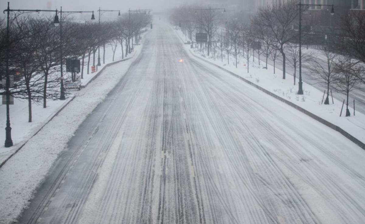Winter Storm Moves North From US, Paralyzing Eastern Canada
