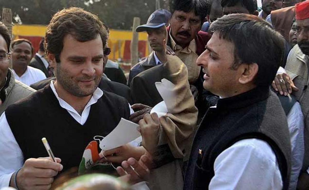 Rahul needs Akhileshs carrier to save his political career: BJP