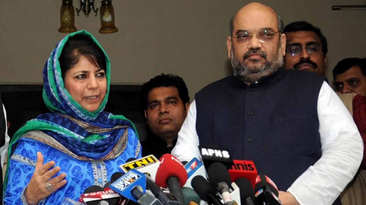 Last-ditch efforts on to stitch Jammu and Kashmir govt