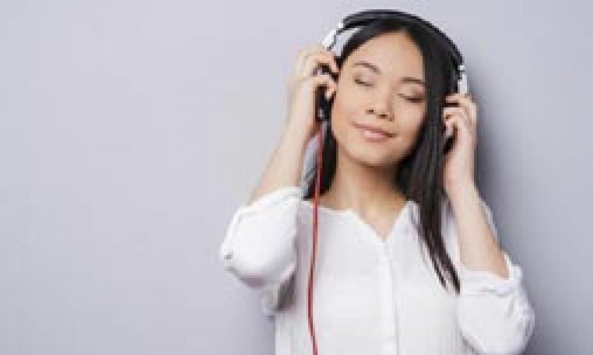 Listening to music before eye surgery may cut anxiety.