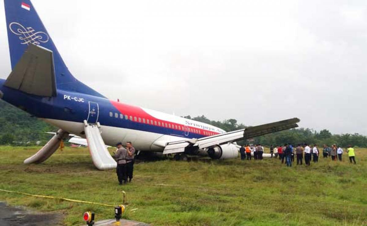 Indonesian passenger plane carrying 146 people overshoots runway