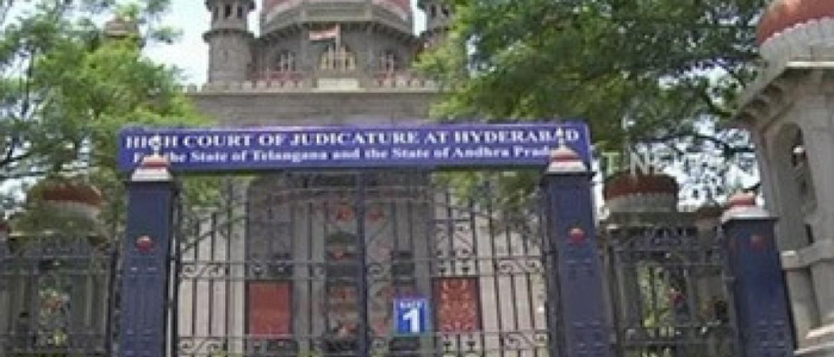 Telangana govt told to inform HC of amount allotted for Iftar party