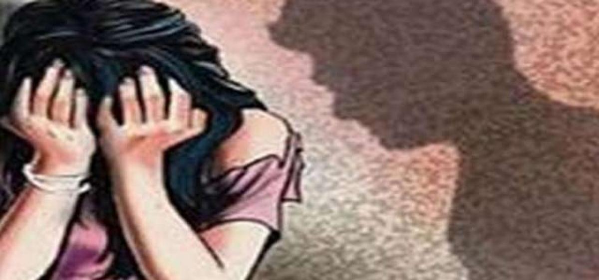 Youth booked for molesting minor girl